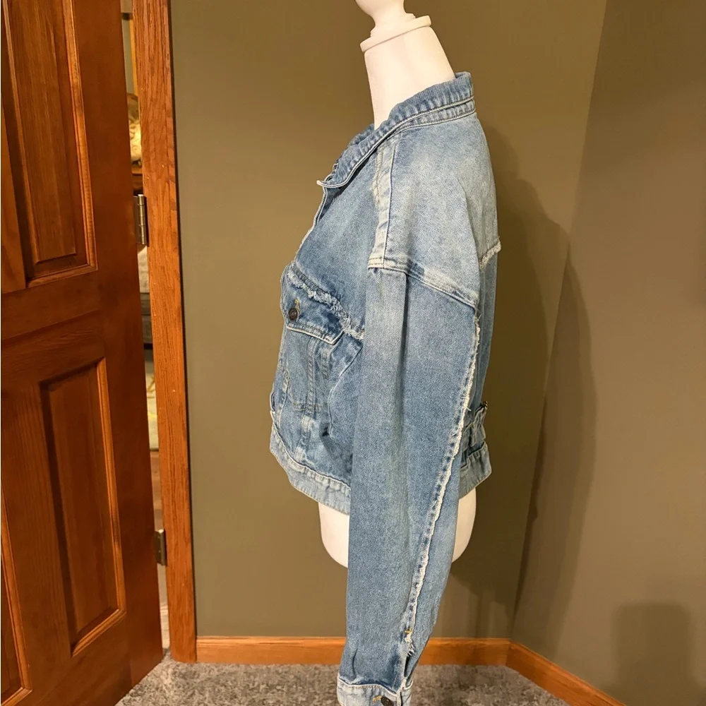 Free People Light Blue Washed Denim Jacket - Picture 2 of 5